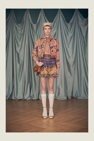 Look 53